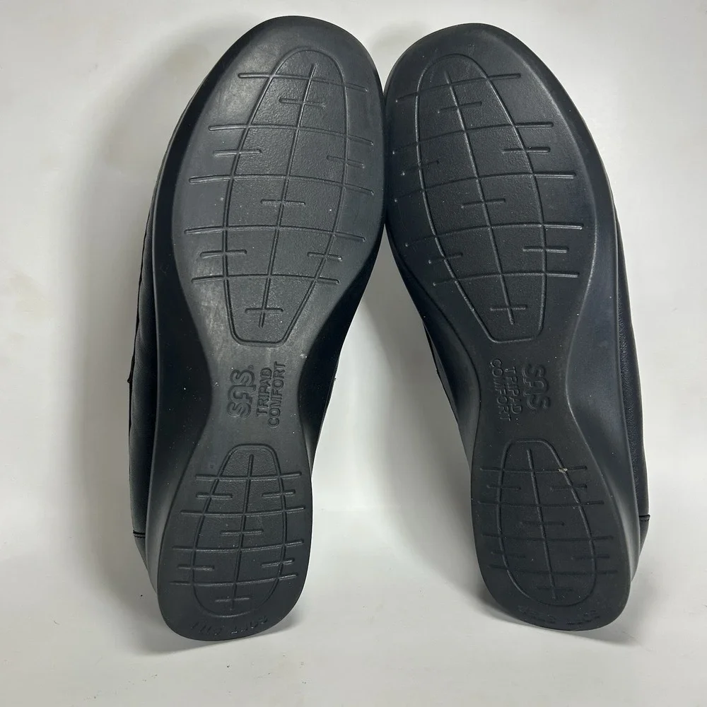 SAS Roamer Womens Black Leather T-Strap Comfort Loafer Fisherman Shoes 9.5 W